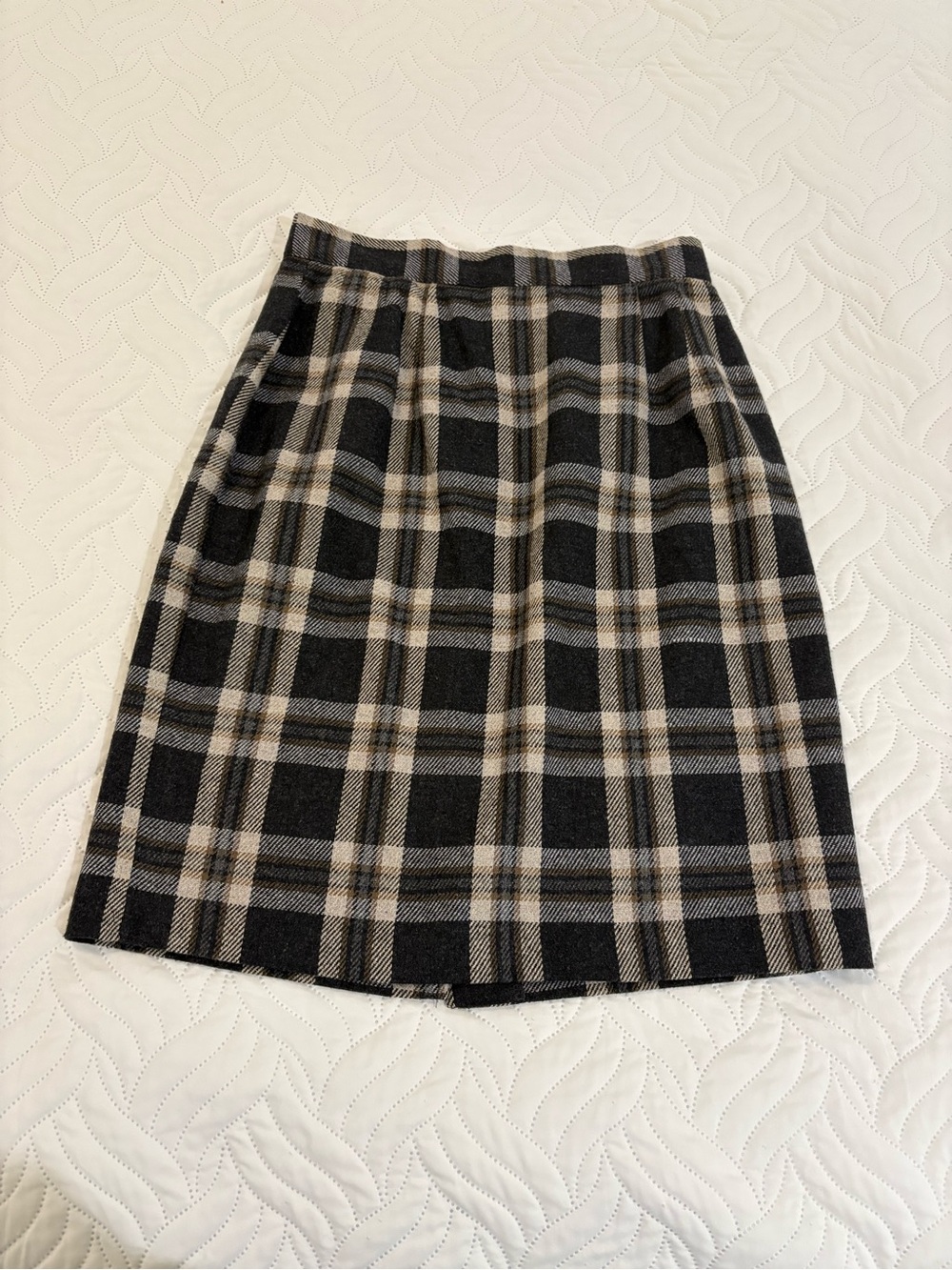Christopher & Banks Plaid Wool Blend Skirt Size 10 Made in USA